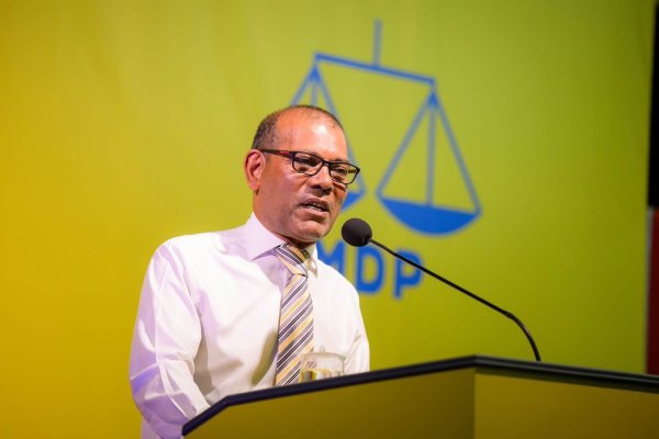 މީކާއިލް ބަލިކޮށް، އެމްޑީޕީގެ ޗެއާޕާސަނަކަށް ރައީސް ނަޝީދު އިންތިޚާބުވެވަޑައިގެންފި
