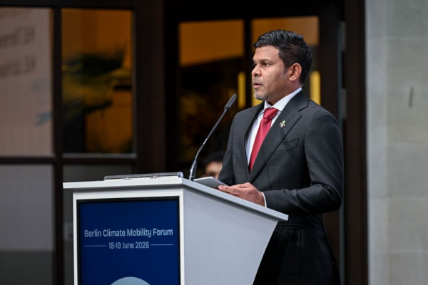 ކަނޑުގެ ލޮނުގަނޑު އުފުލުމުގެ ނުރައްކަލުން ޙައްޤުތައް ހިމާޔަތްކުރުމަށް ބައިނަލްއަޤުވާމީ މުޖުތަމަޢަށް ނައިބު ރައީސް ގޮވާލައްވައިފި